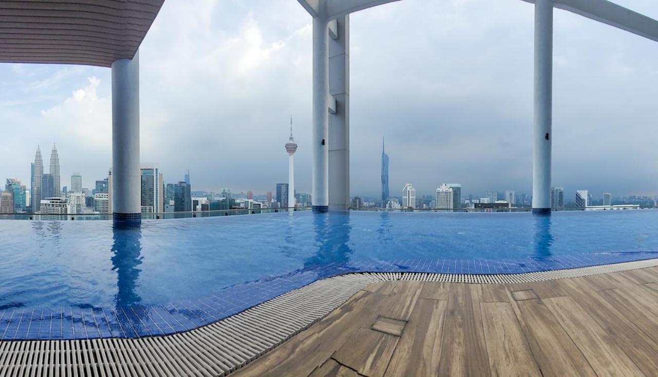 Lx 39A Balcony Klcc View 1 Bedroom Infinity Pool Kuala Lumpur Buitenkant foto