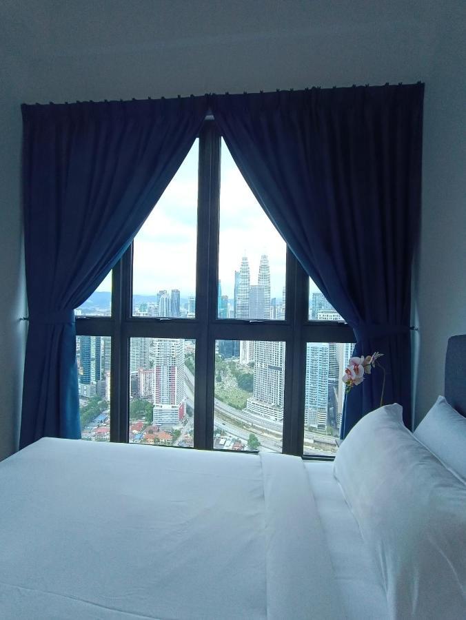 Lx 39A Balcony Klcc View 1 Bedroom Infinity Pool Kuala Lumpur Buitenkant foto