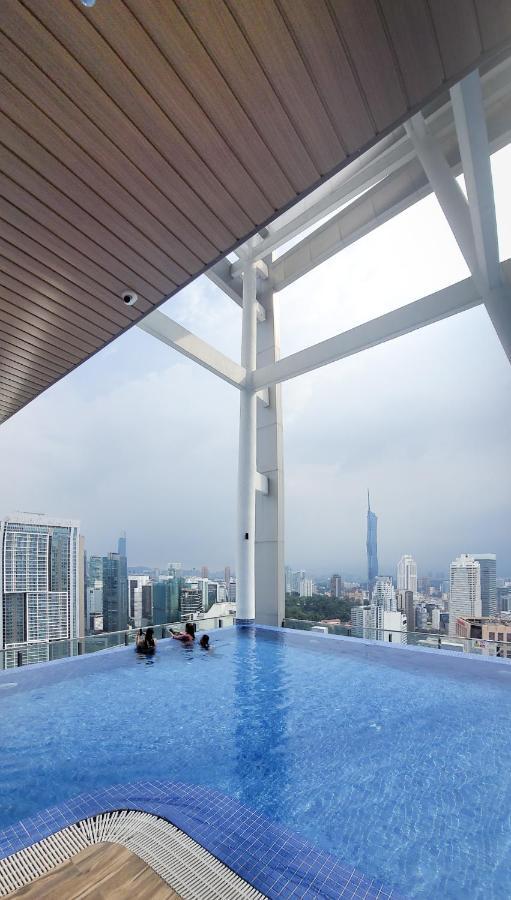 Lx 39A Balcony Klcc View 1 Bedroom Infinity Pool Kuala Lumpur Buitenkant foto